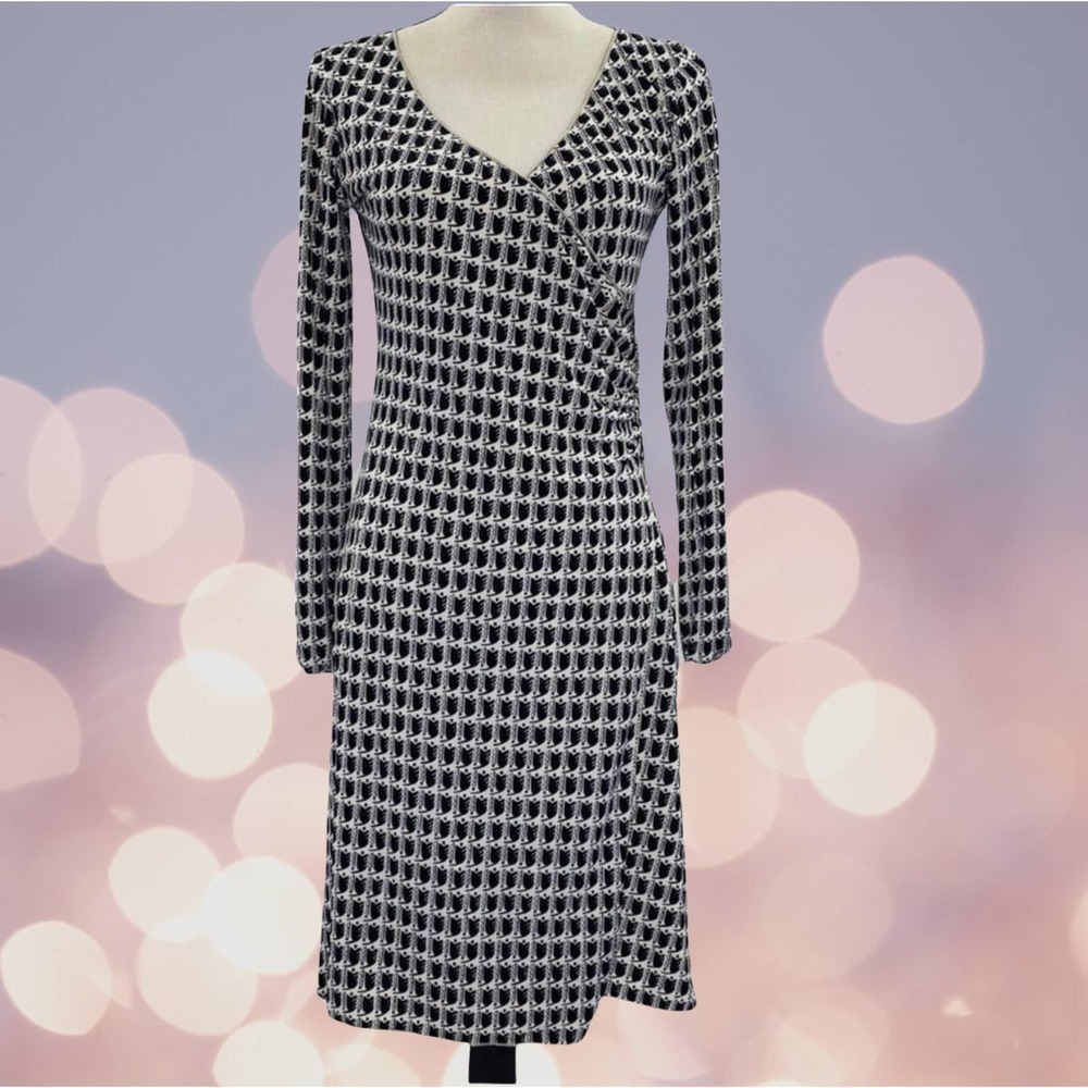 LONG-SLEEVE Wrap Dress Small